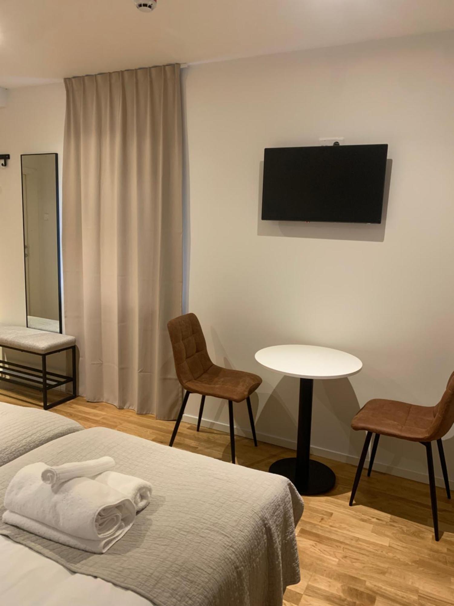 Edsviken Hotell Ab Солентюна Екстериор снимка