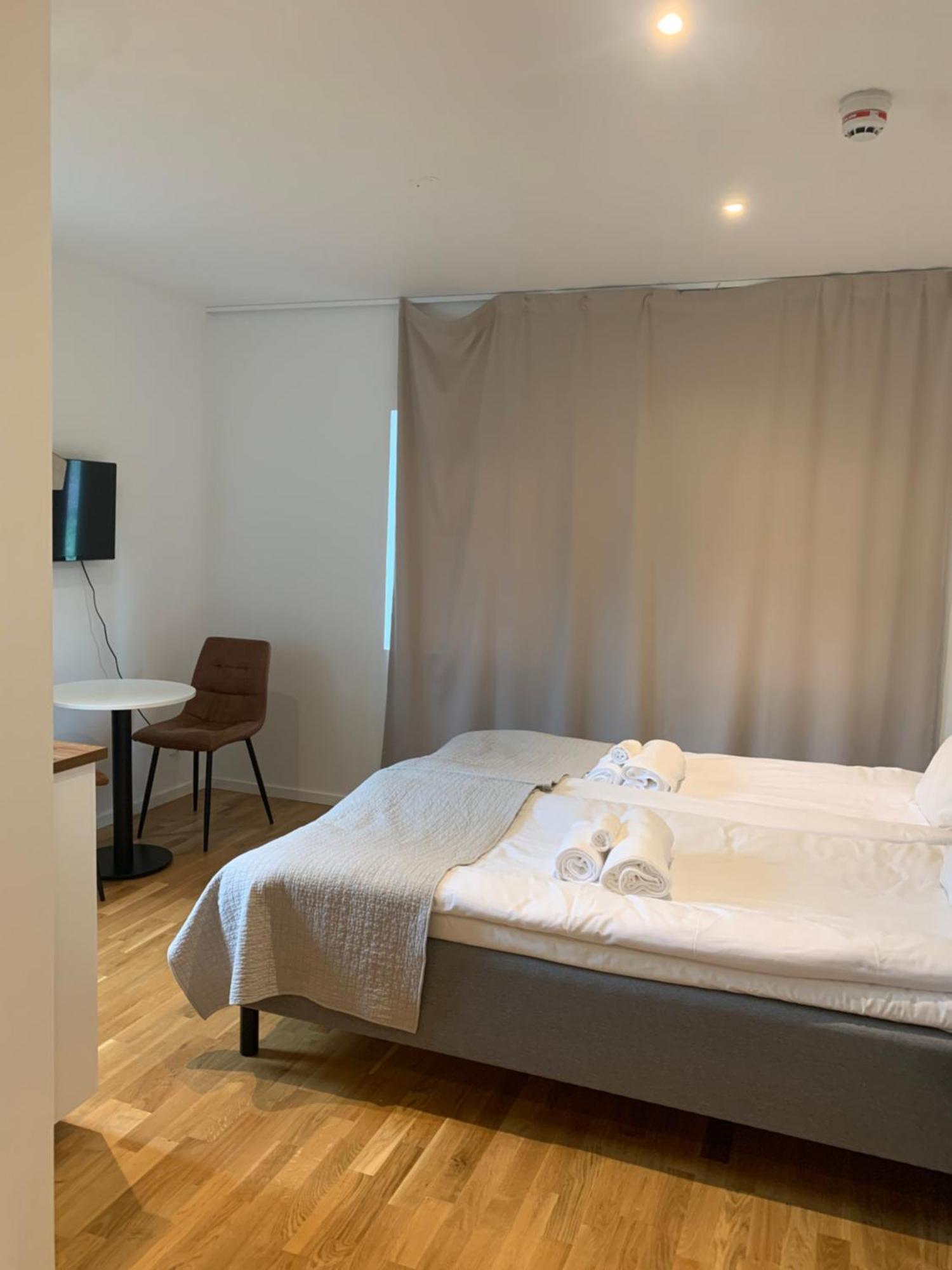 Edsviken Hotell Ab Солентюна Екстериор снимка