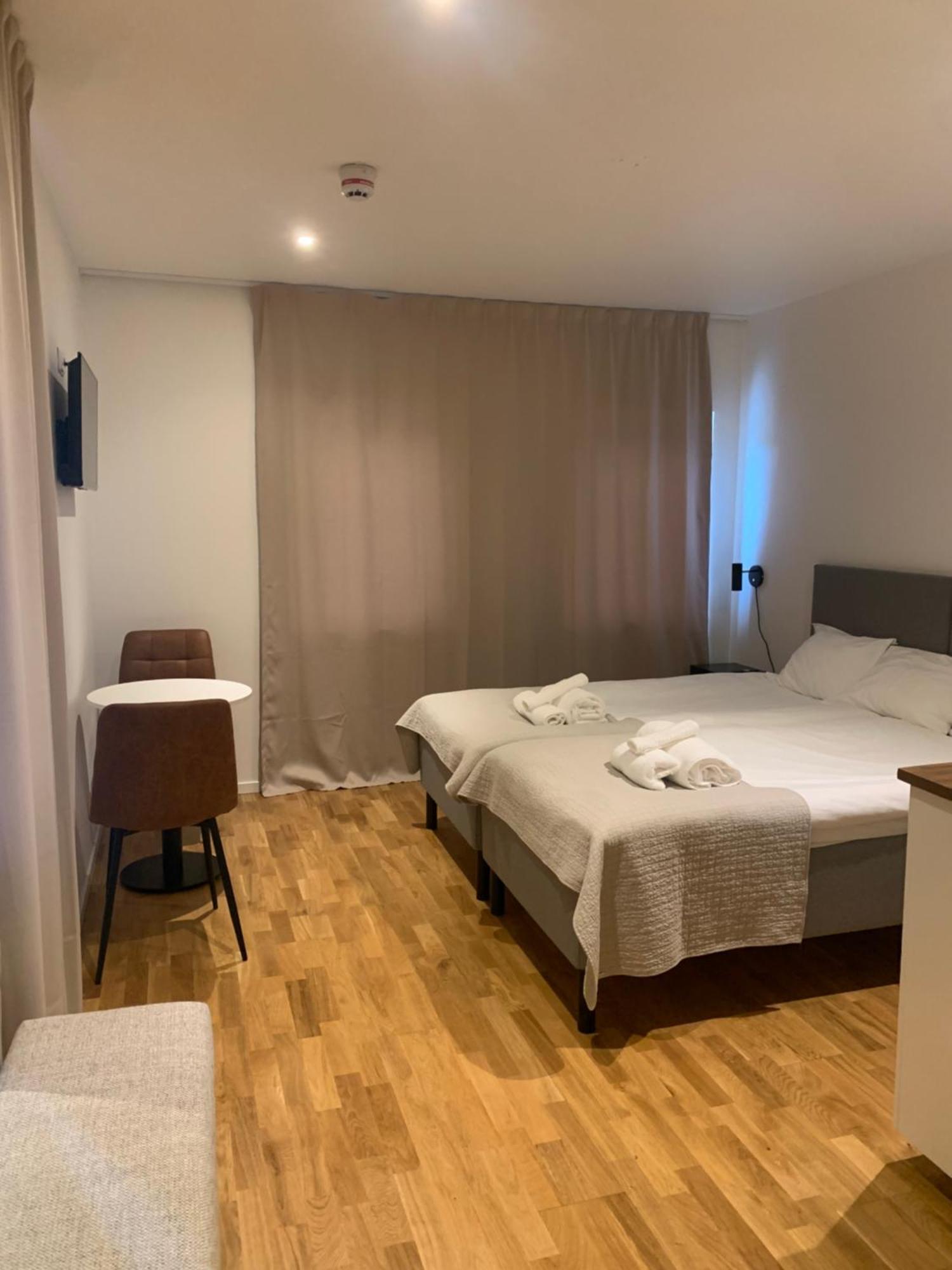 Edsviken Hotell Ab Солентюна Екстериор снимка
